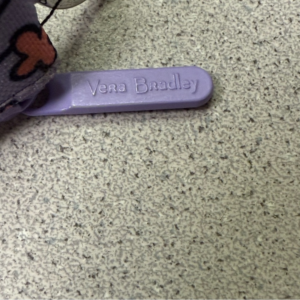 Vera Bradley “Maddalena Paisley Soft” Zip ID case.  Very good condition. - Picture 4 of 8